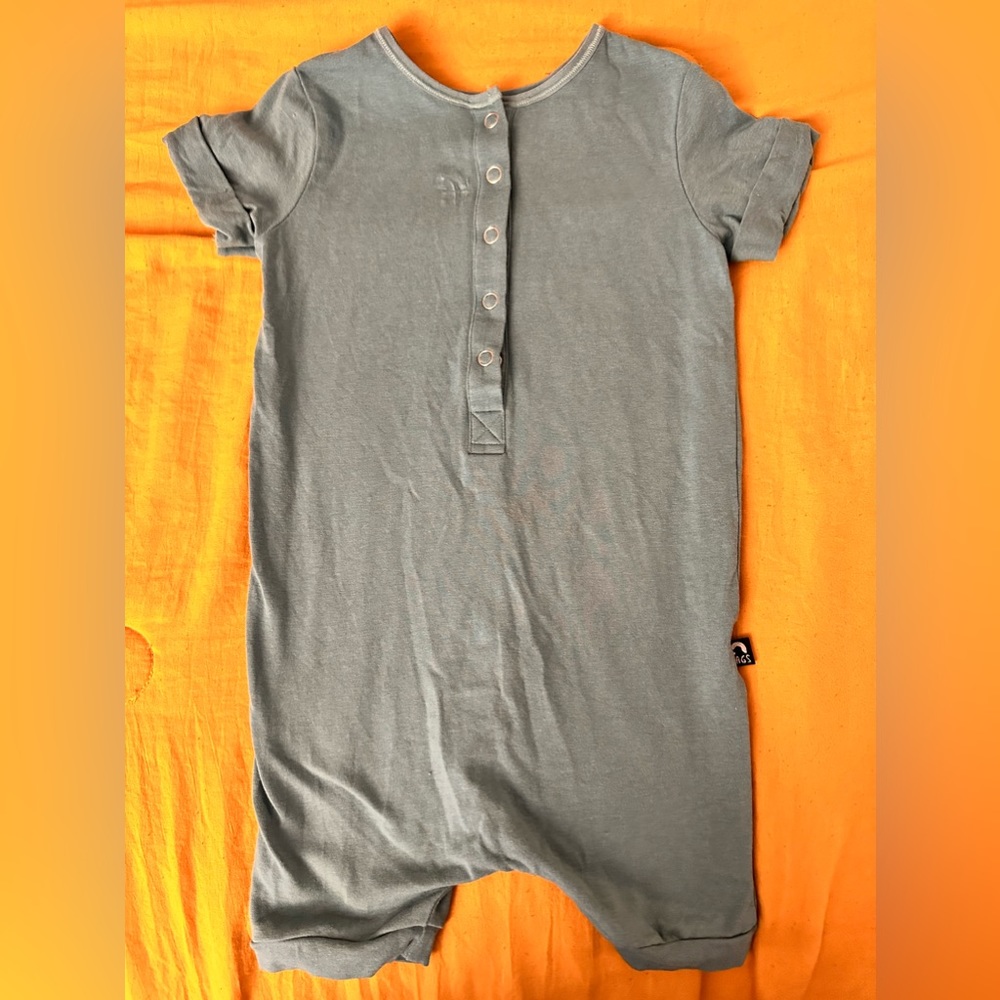 Rags romper